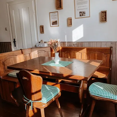 Muchovice Apartamento *